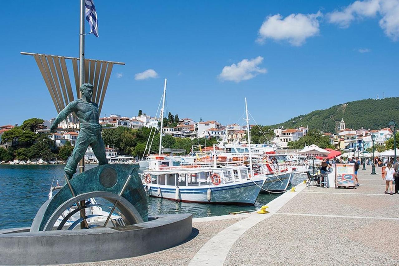 Mikri Gonia Vila Skiathos Town Exterior foto